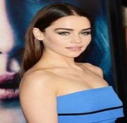 Emilia clarke do game of thrones pelada e fazendo sexo