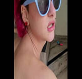Vai fode esse cu caralho duas novinhas tomando gostoso no cuzinho e gemendo alto na banheira com dois dotados