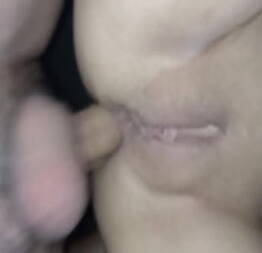 Comi o cuzinho da coroa safada